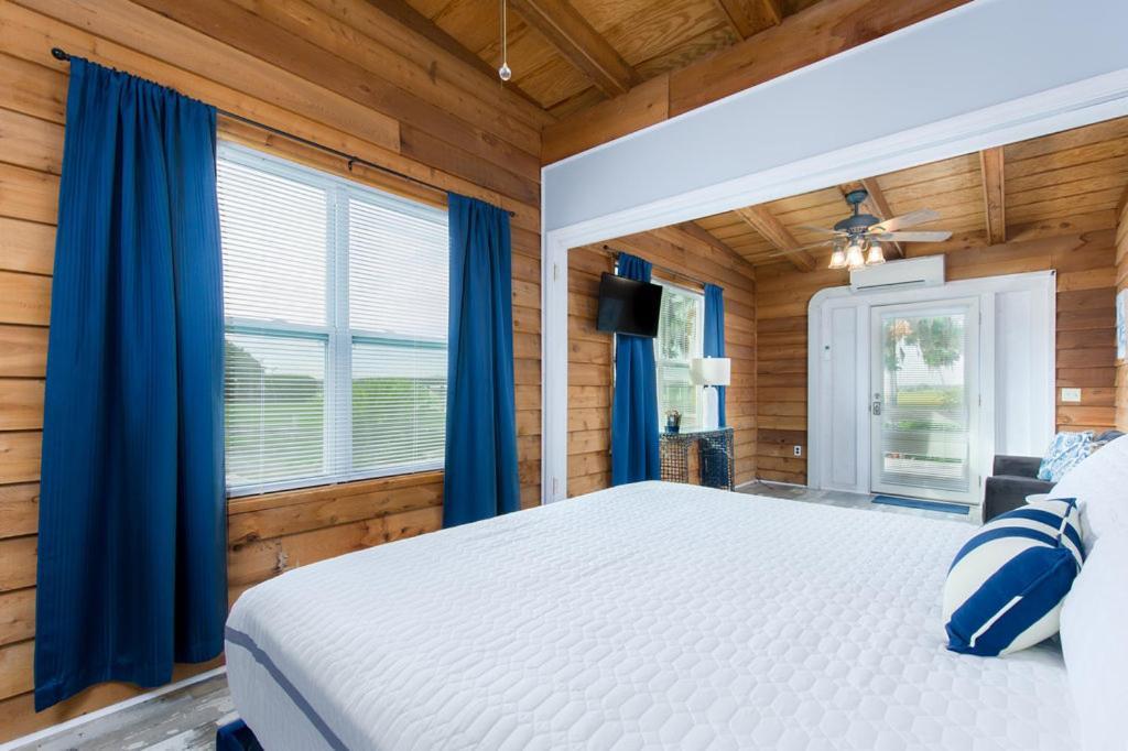 Darien Dockside Inn Extérieur photo
